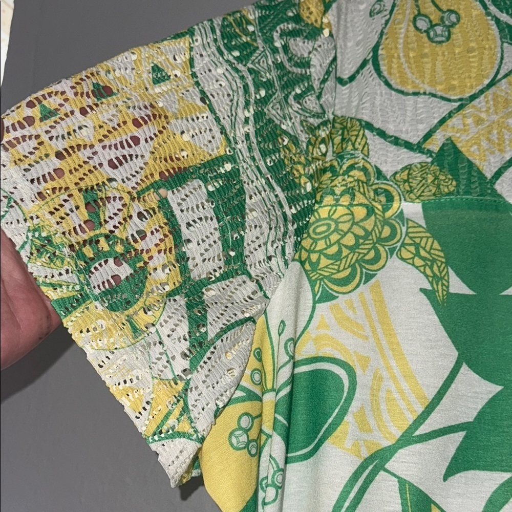 Alfred Dunner Green and Yellow Boxy Blouse 54 - Picture 2 of 6